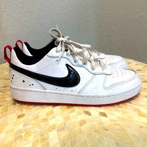 Nike Court Borough Low 2 SE Grade School 'White Very Berry'  size 6 y